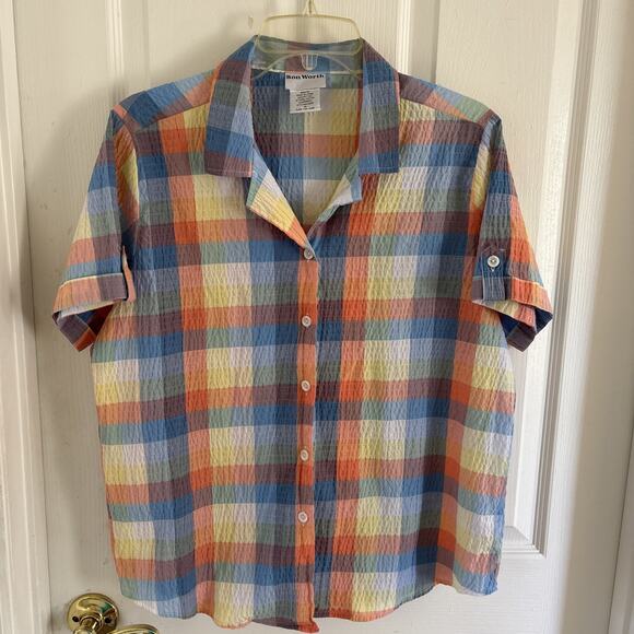 BonWorth Tops - Bon worth women’s small petite short sleeve Plaid￼camp shirt Button Down